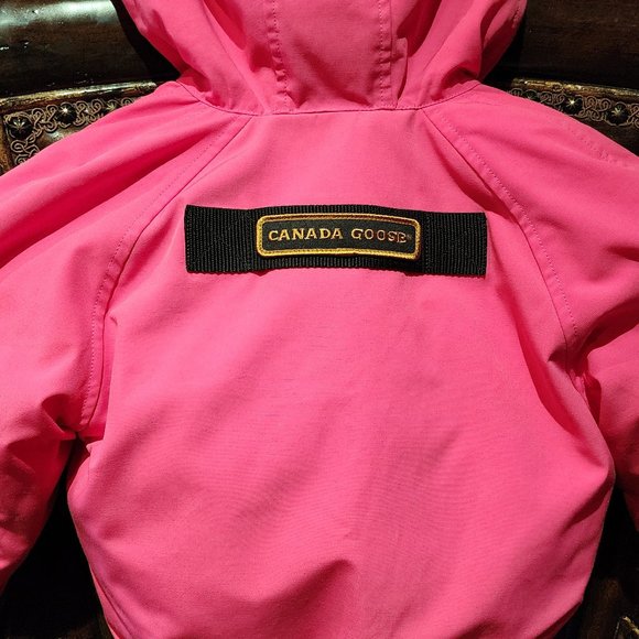 Canada goose Jacket - Picture 6 of 15